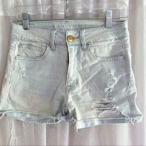 American Eagle Distressed Lightwash Denim Shorts